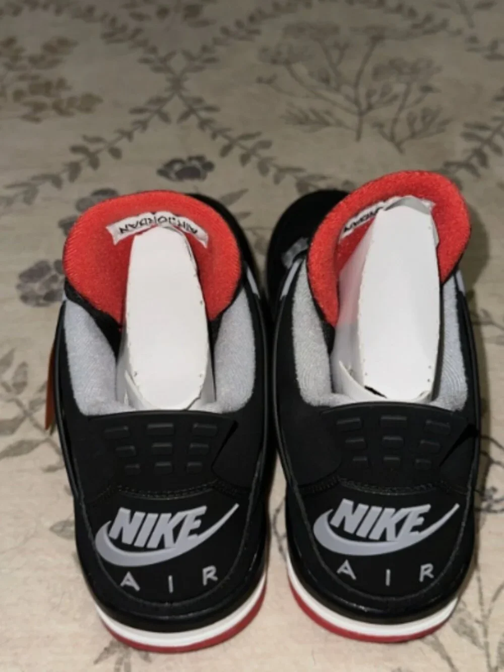 Air Jordan 4 Retro Breds Men's